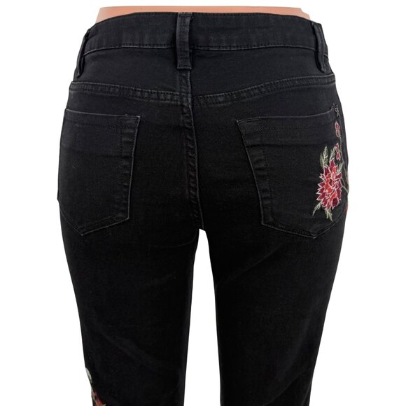 VTG Nanette Lepore Black Floral Embroidered Cropped Jeans | Mob Wife Coquette 8 - Picture 9 of 16